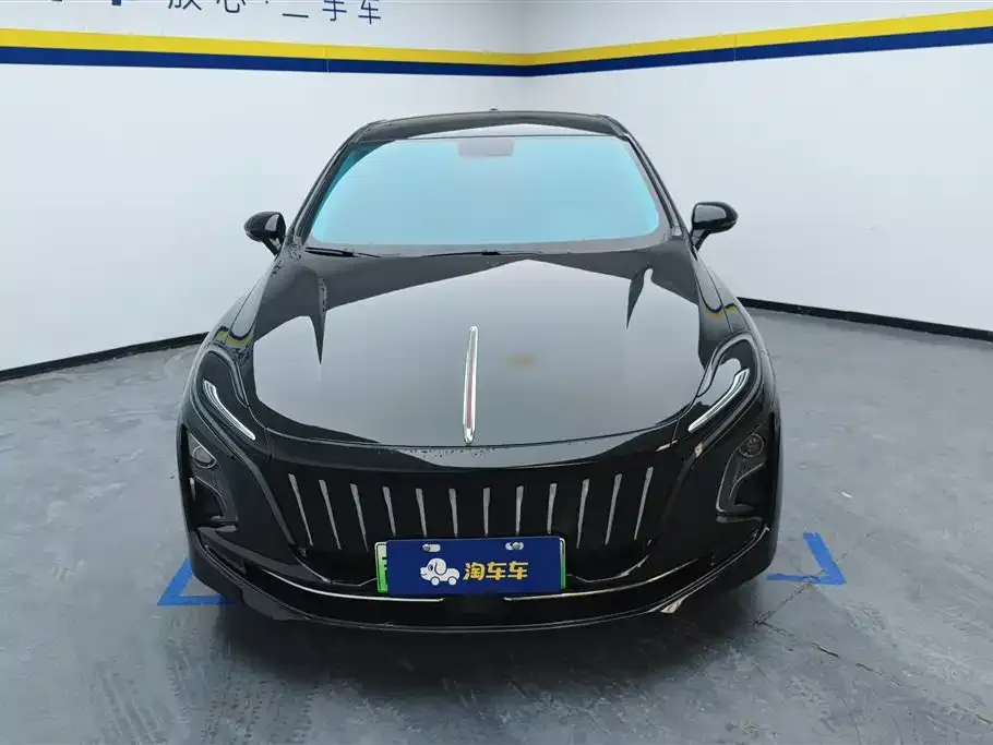 Hongqi E-QM5 — фото 2