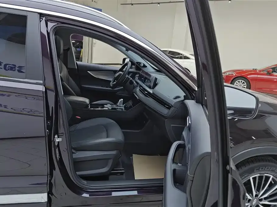 Chery Tiggo 8 PLUS — фото 8