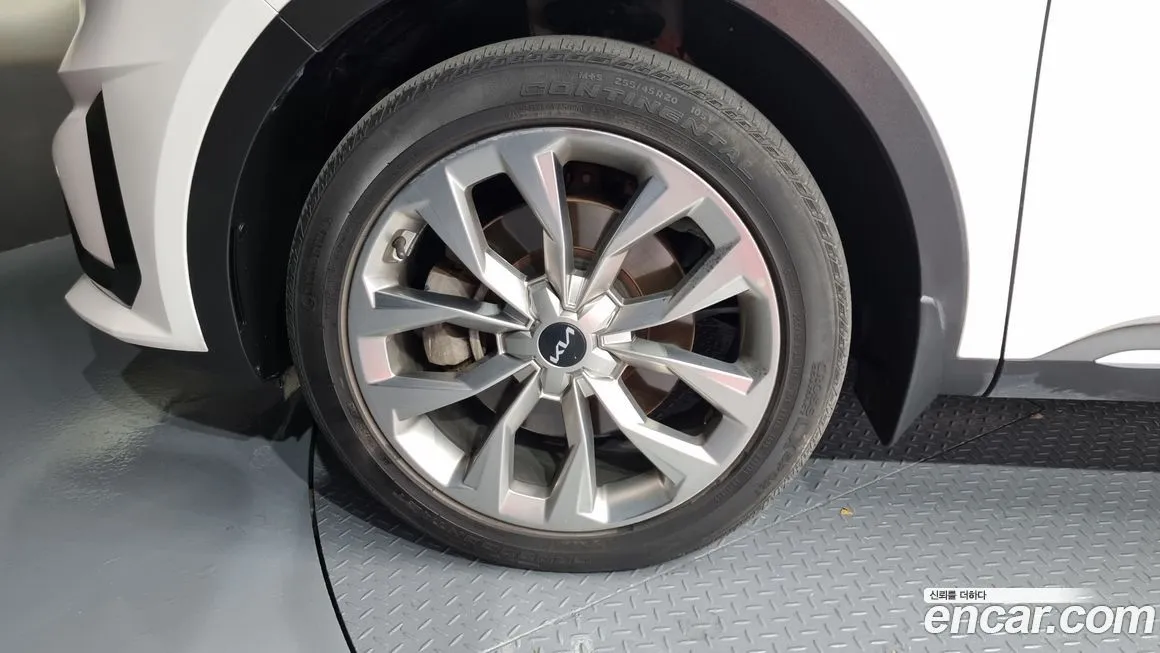 Kia Sorento — фото 5