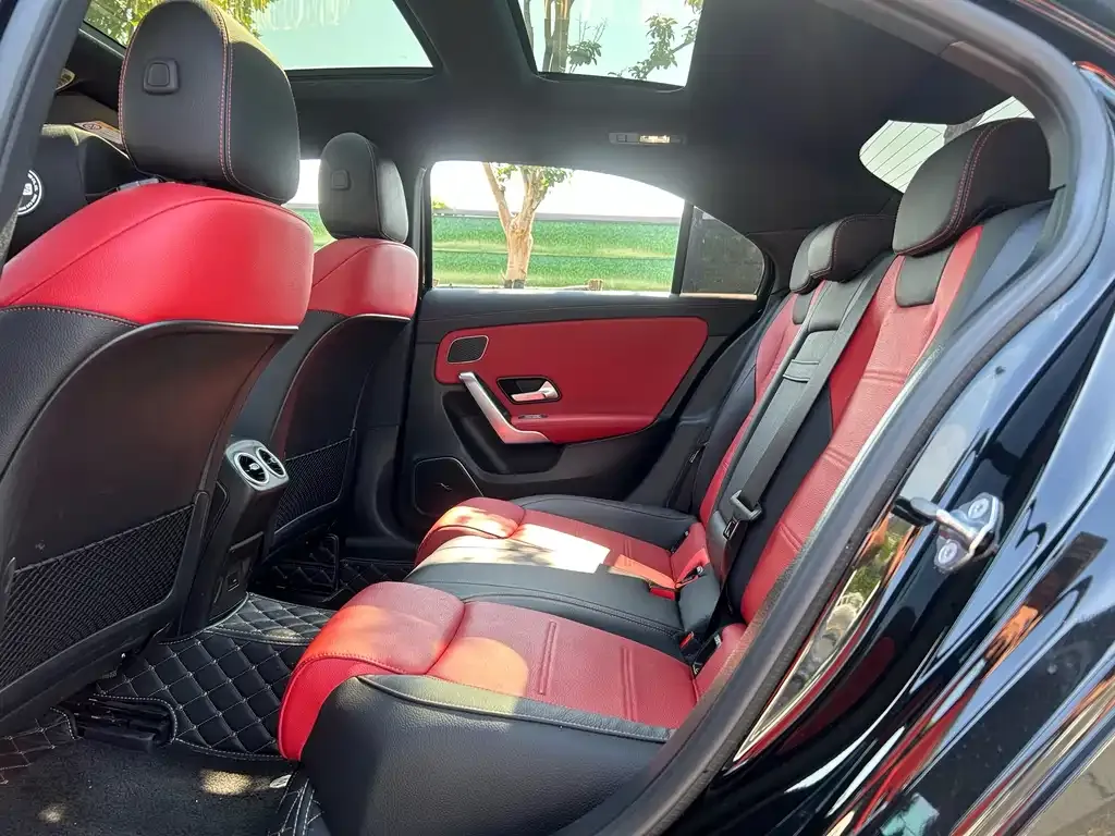 Mercedes-Benz A-Class AMG — фото 10