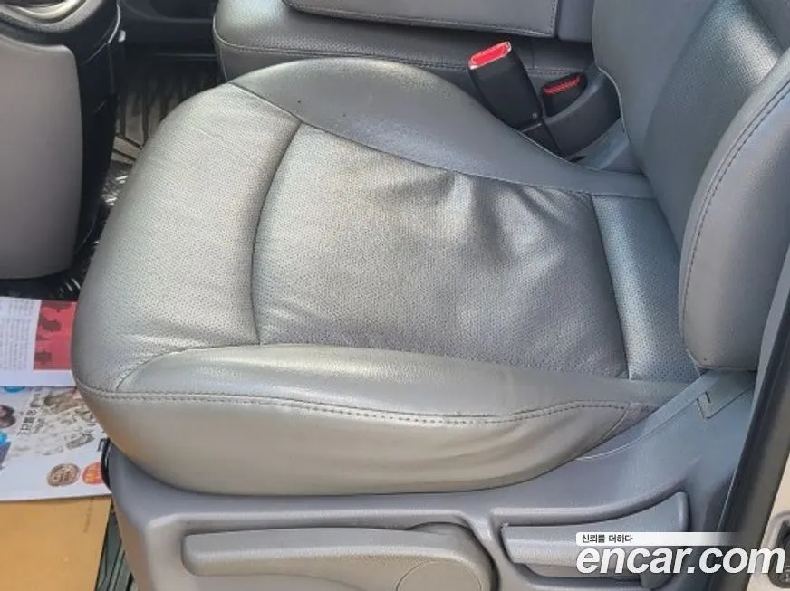 Hyundai Starex — фото 10
