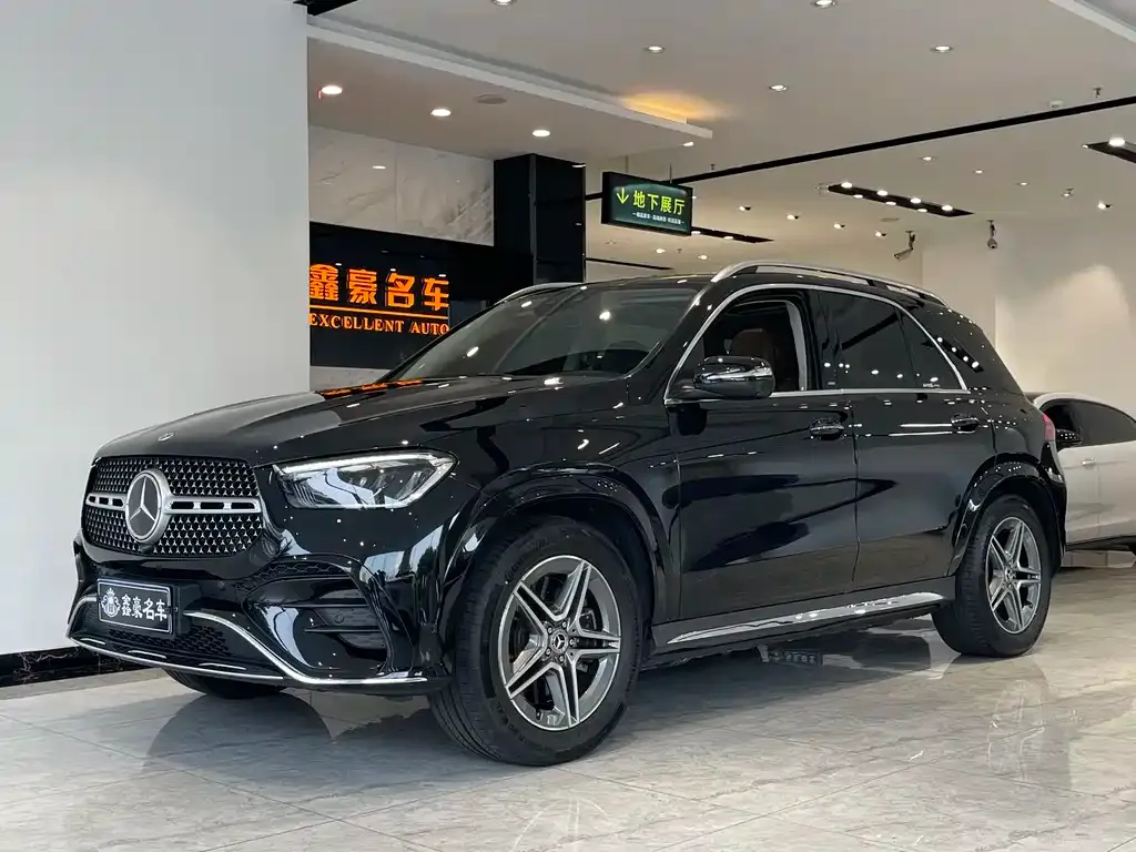 Mercedes-Benz GLE — фото 1
