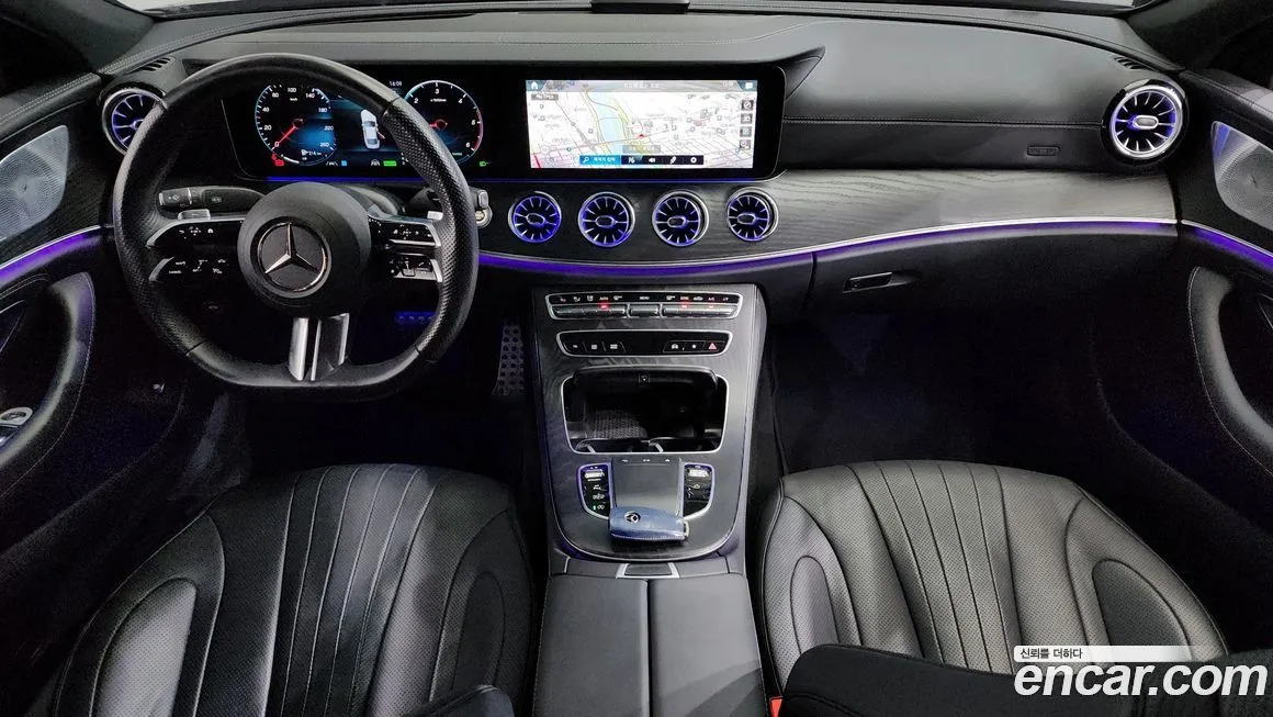 Mercedes-Benz CLS-Class — фото 7