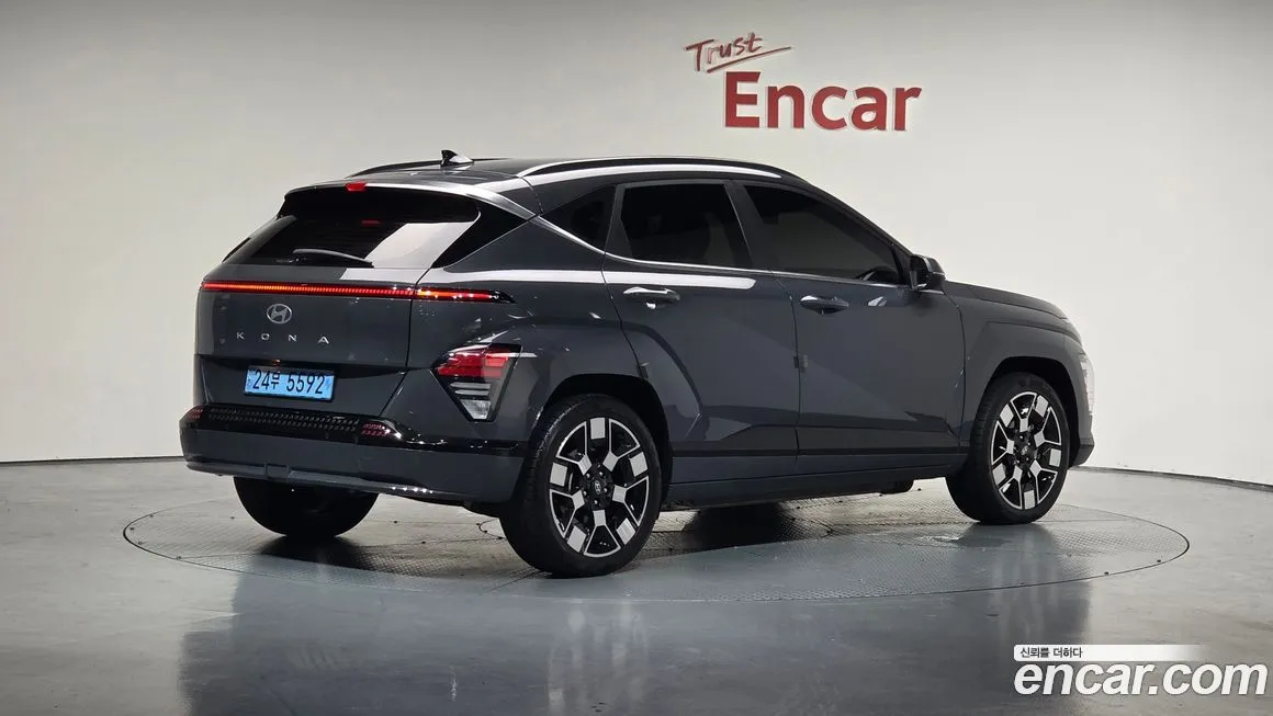 Hyundai Kona — фото 2