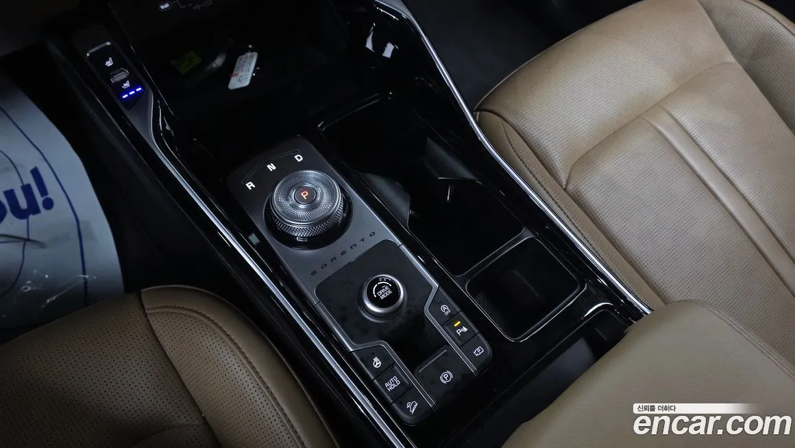 Kia Sorento — фото 9
