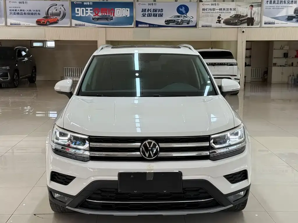 Volkswagen Tharu — фото 2