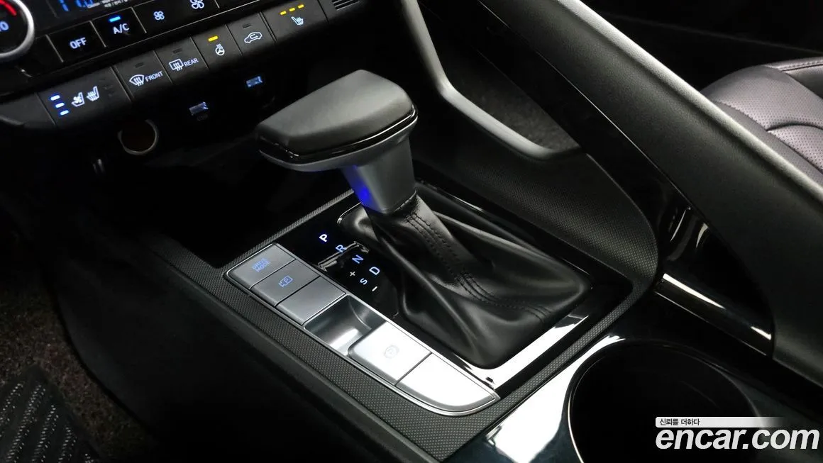 Hyundai AVANTE — фото 9