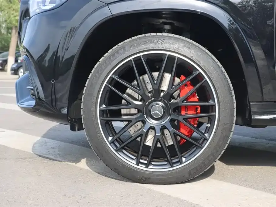 Mercedes-Benz GLS AMG — фото 3