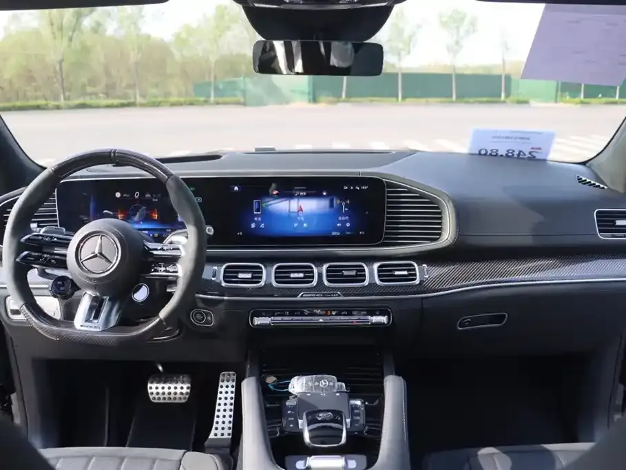 Mercedes-Benz GLS AMG — фото 8