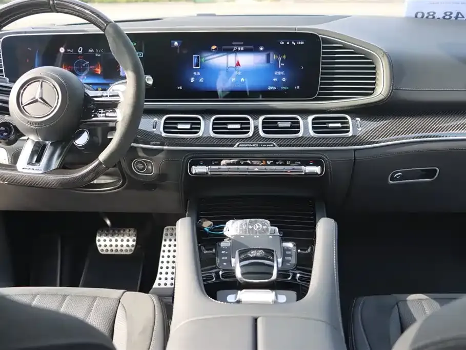Mercedes-Benz GLS AMG — фото 9