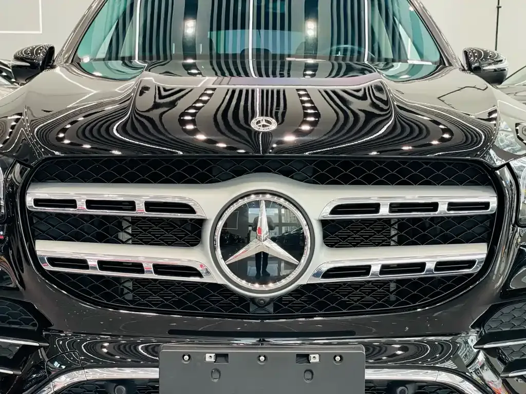 Mercedes-Benz GLS — фото 4