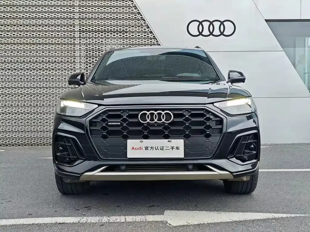 Audi Q5L — фото 2