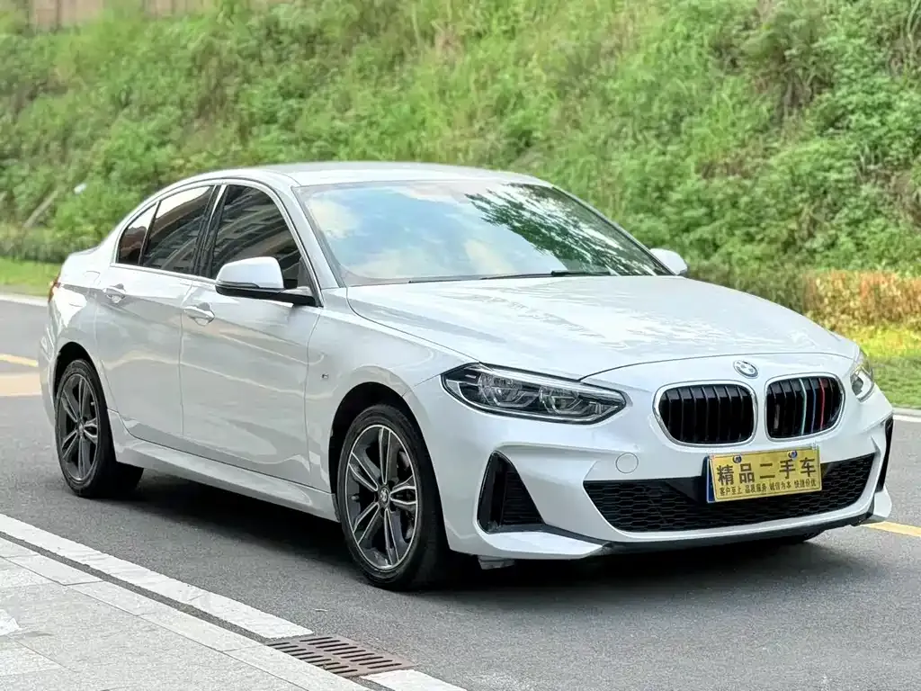 BMW 1 Series — фото 1