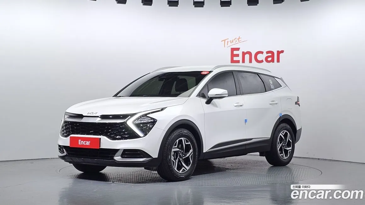 Kia Sportage — фото 1