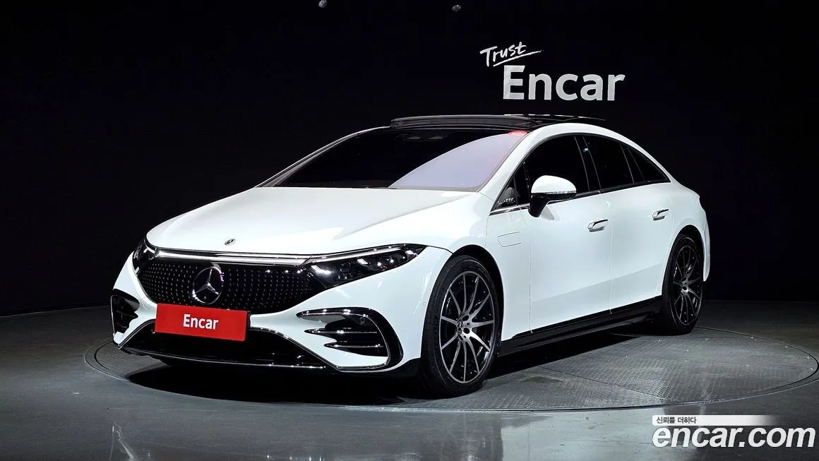 Mercedes-Benz EQS — фото 1