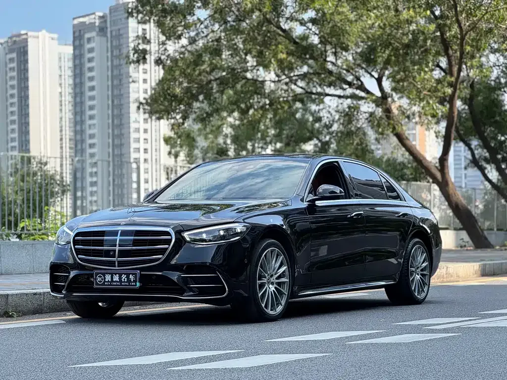 Mercedes-Benz S-Class — фото 1