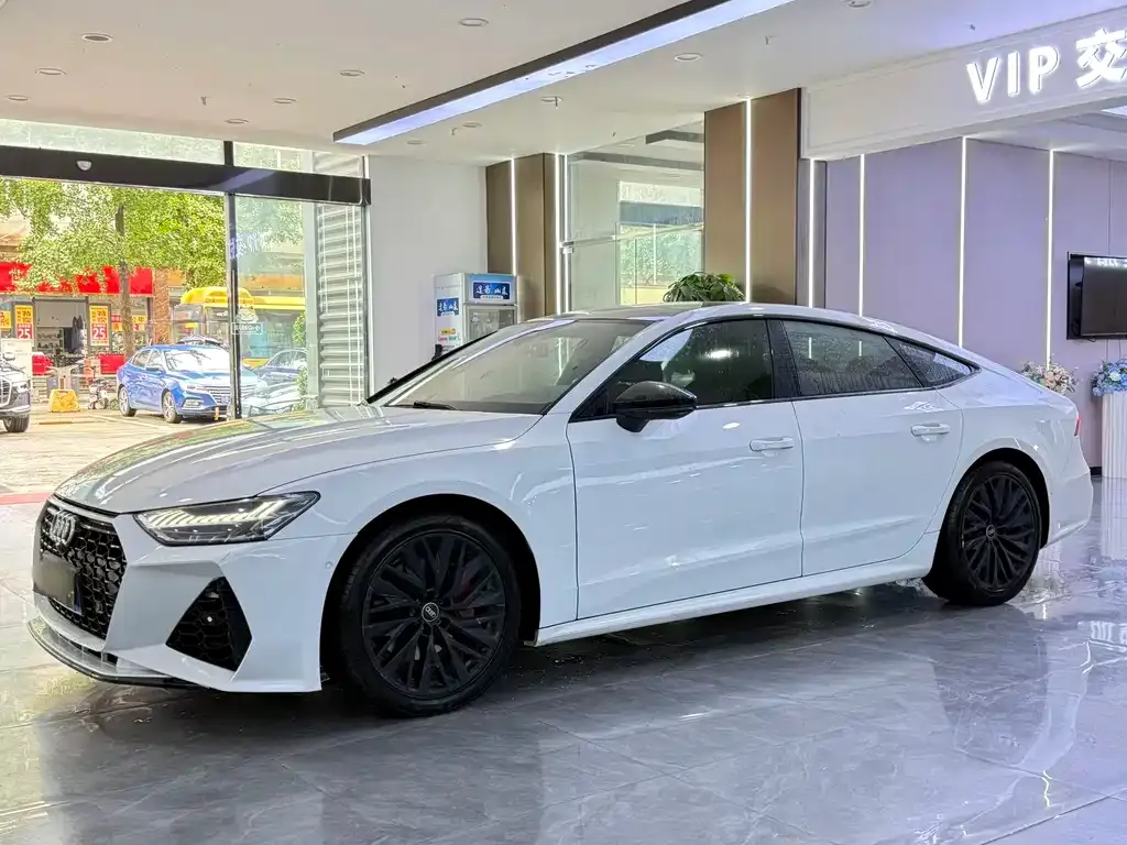 Audi A7 — фото 1