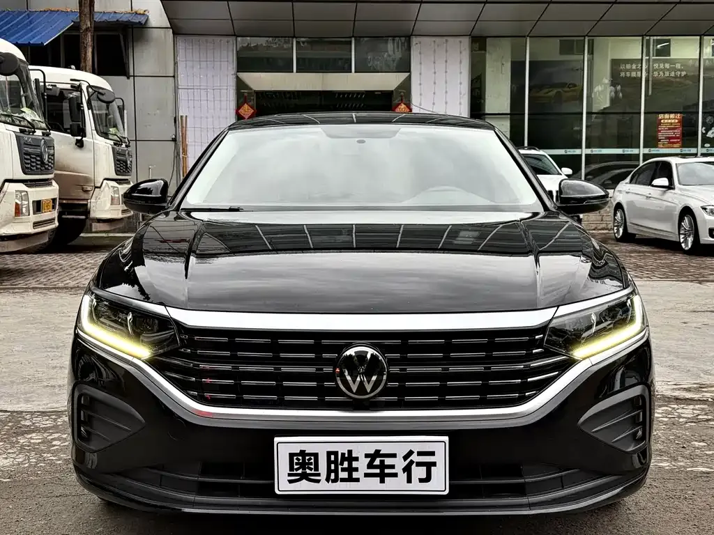 Volkswagen Passat — фото 2