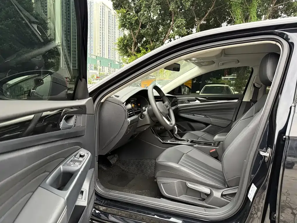 Volkswagen Passat — фото 4