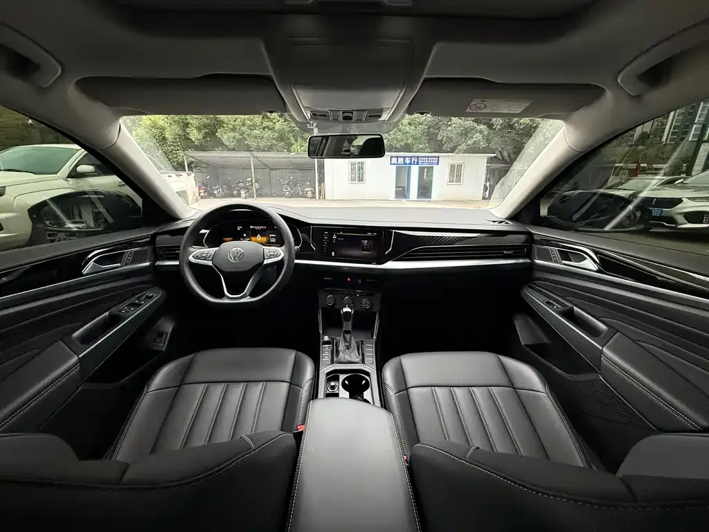 Volkswagen Passat — фото 6