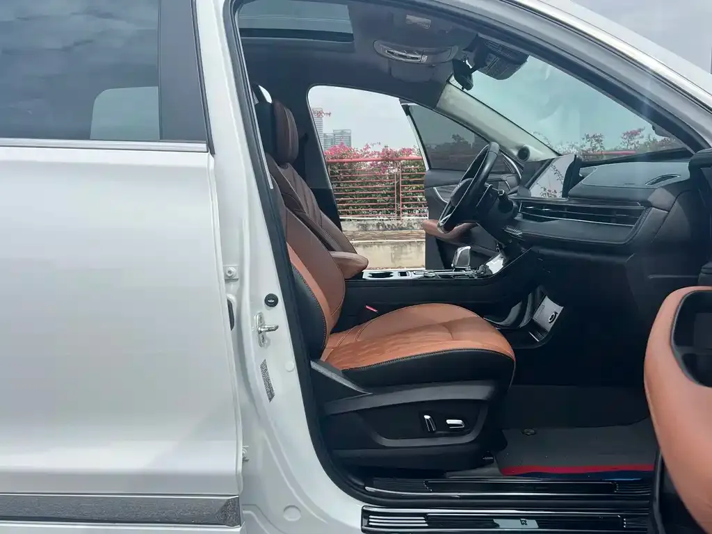 Chery Tiggo 8 PLUS — фото 4