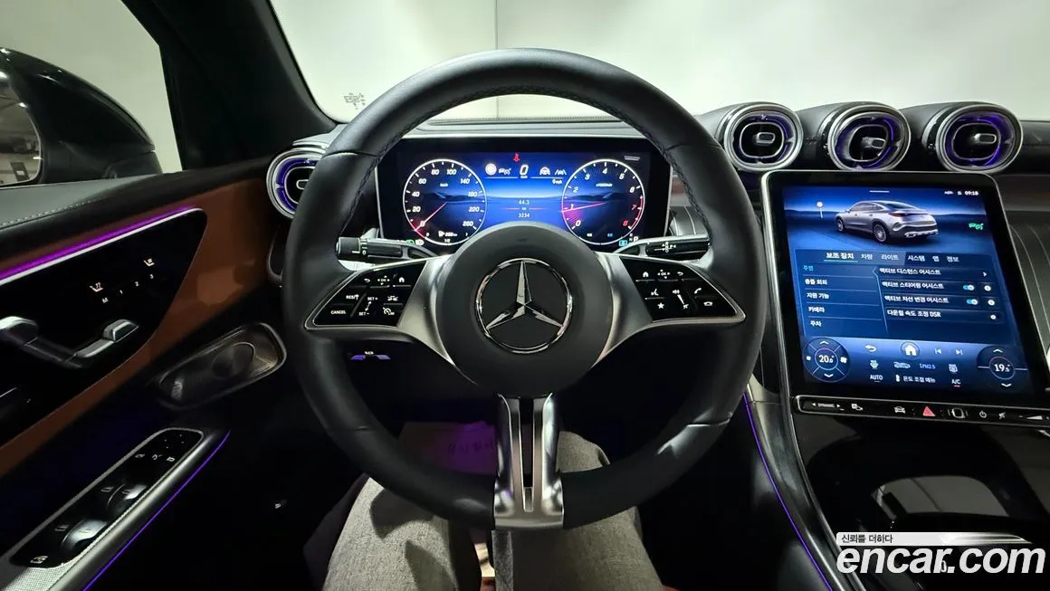 Mercedes-Benz GLC-Class — фото 10