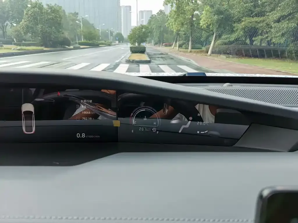 Changan UNI-V — фото 9