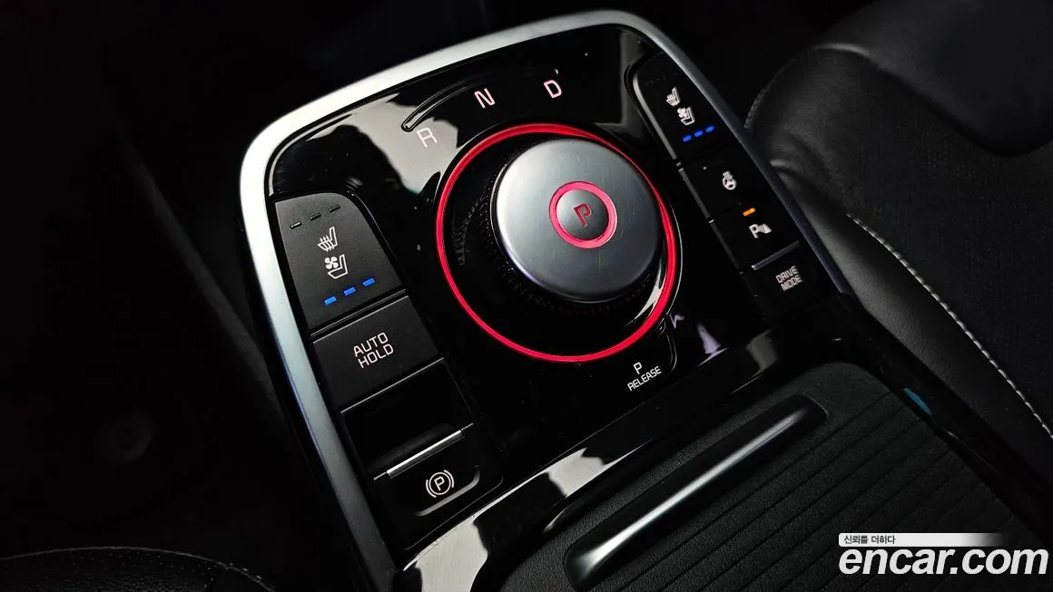 Kia Niro — фото 9