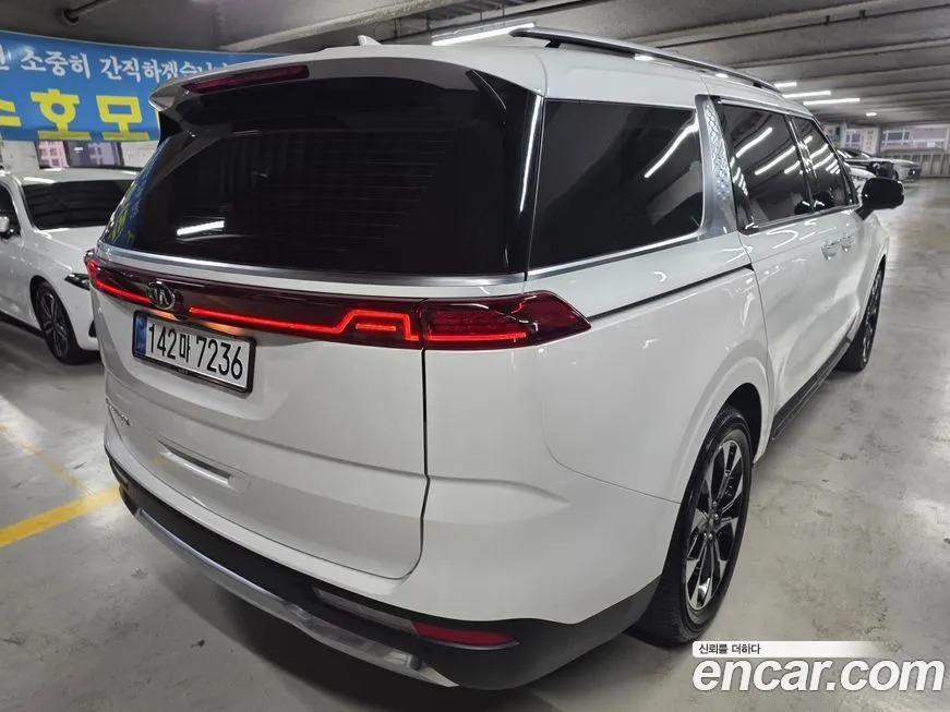 Kia Carnival — фото 2