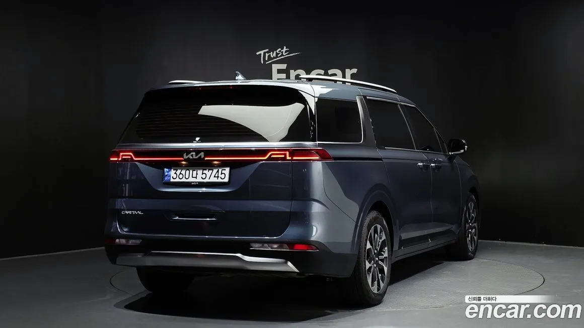 Kia Carnival — фото 2