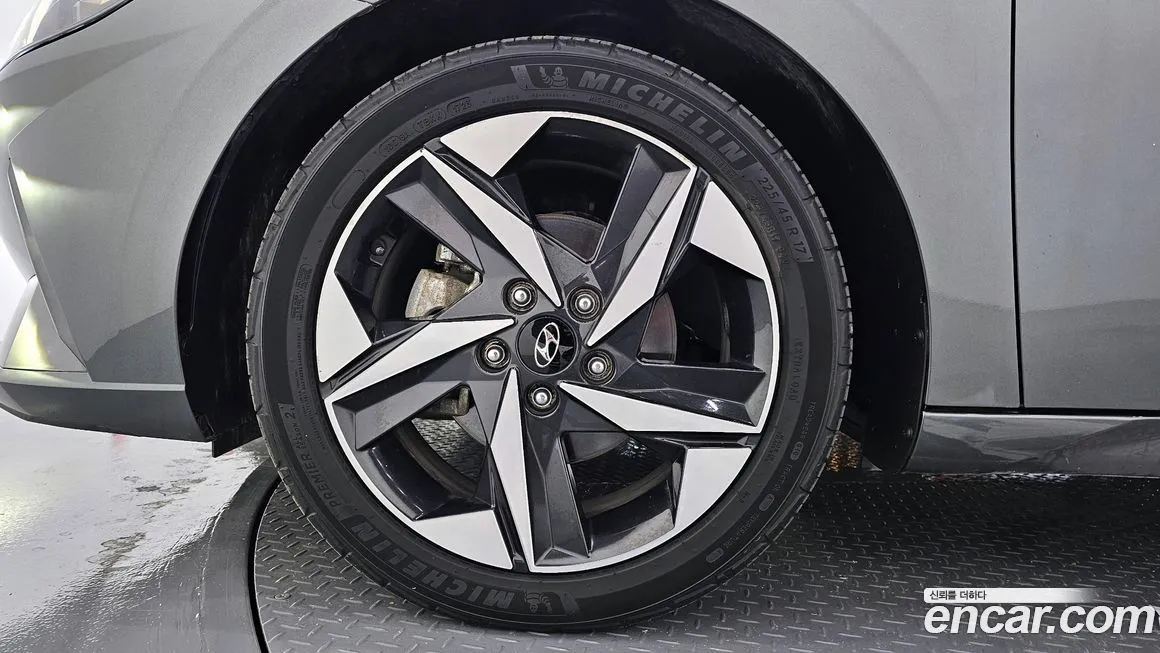 Hyundai AVANTE — фото 5