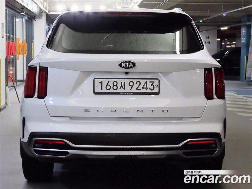 Kia Sorento — фото 4