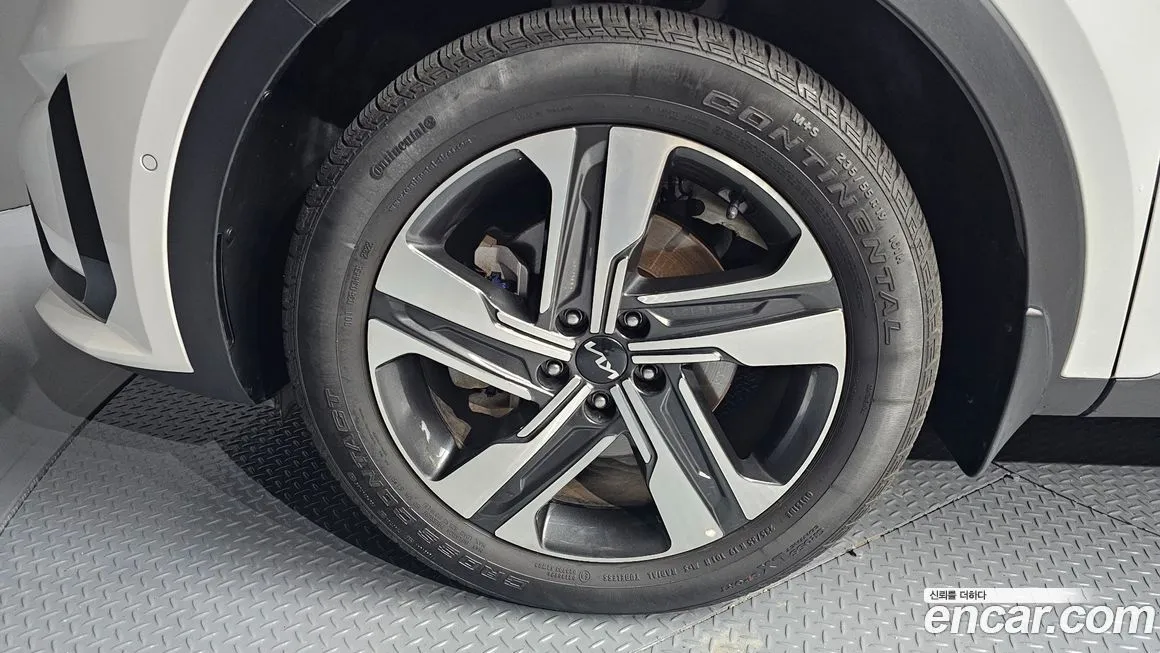 Kia Sorento — фото 5