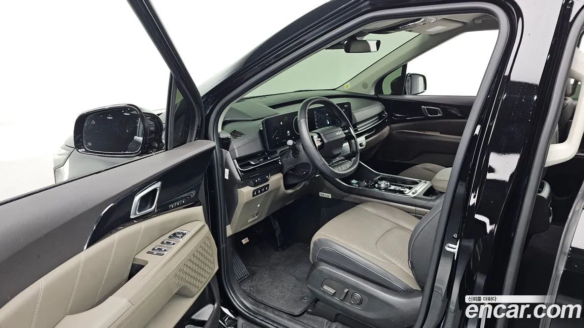 Kia Carnival — фото 10