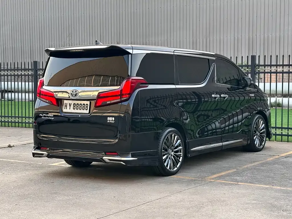 Toyota Vellfire — фото 7
