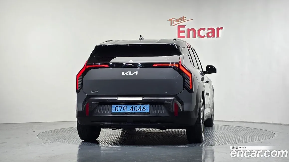Kia EV3 — фото 4