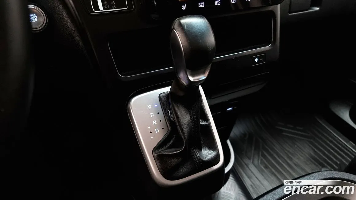Hyundai Staria — фото 9