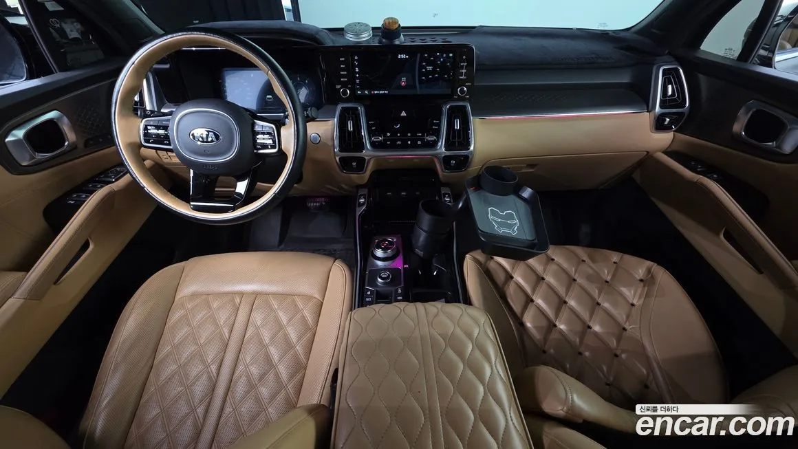 Kia Sorento — фото 7
