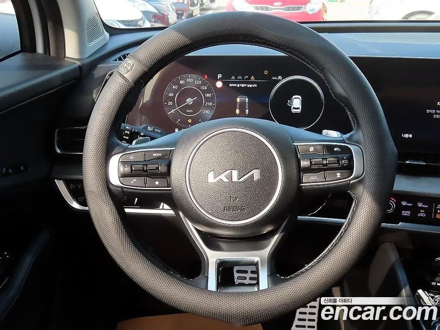 Kia Sportage — фото 7
