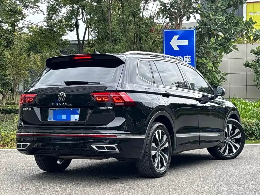 Volkswagen Tiguan L — фото 5
