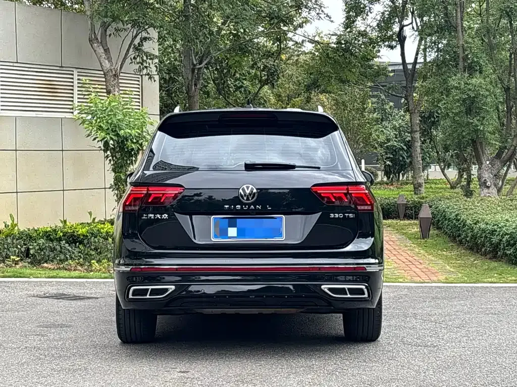Volkswagen Tiguan L — фото 6