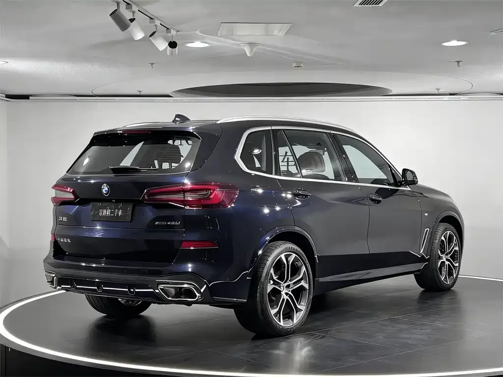 BMW X5 — фото 9