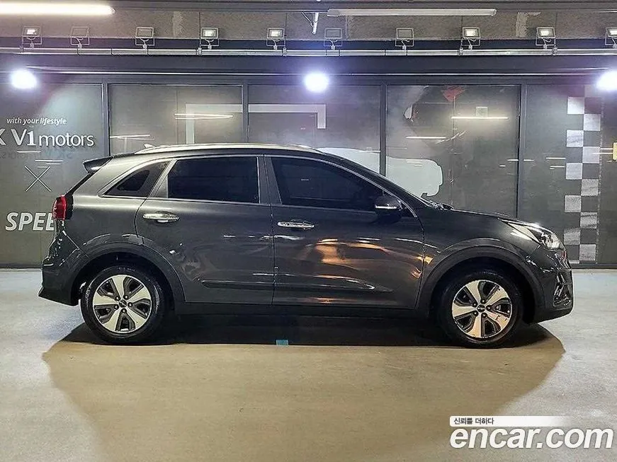 Kia Niro — фото 3