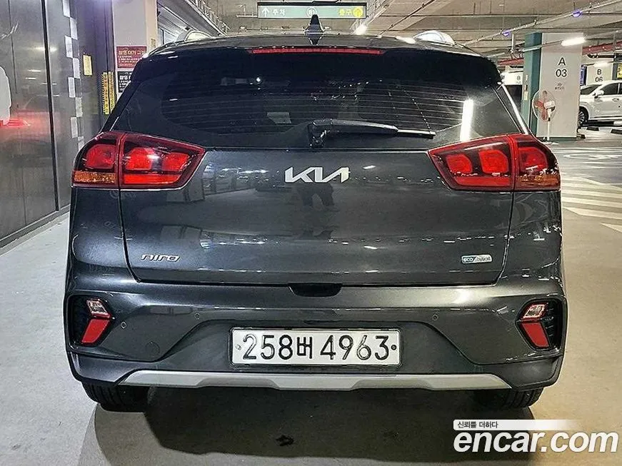 Kia Niro — фото 5