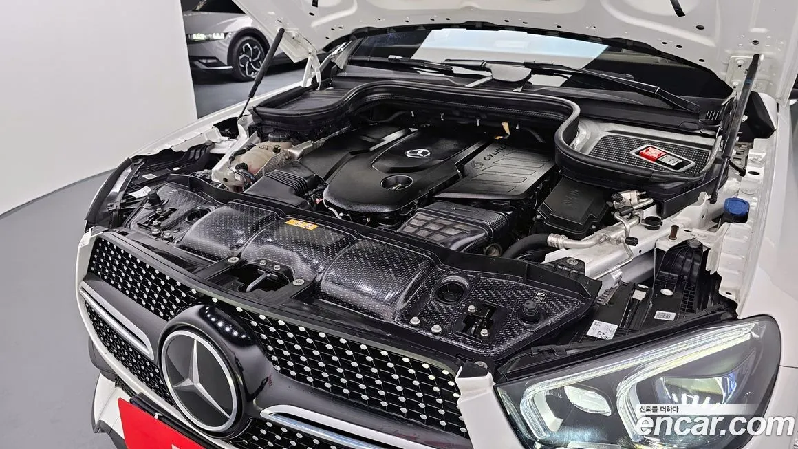 Mercedes-Benz GLE-Class — фото 6