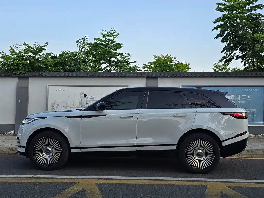 Land Rover Velar — фото 4