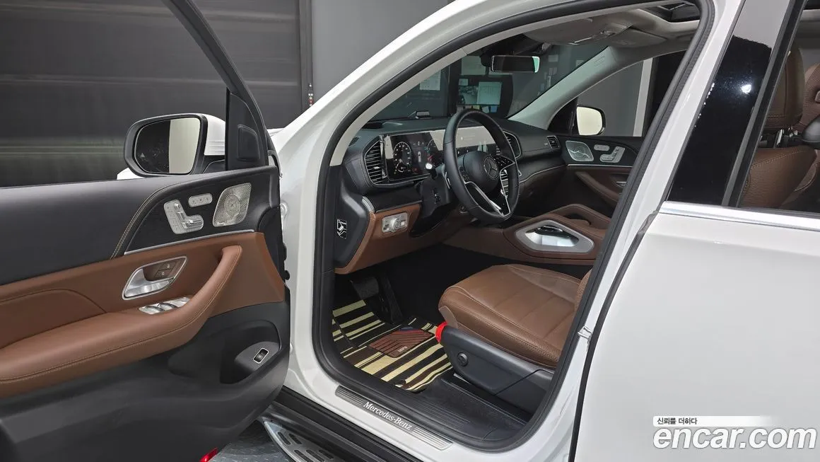 Mercedes-Benz GLE-Class — фото 10