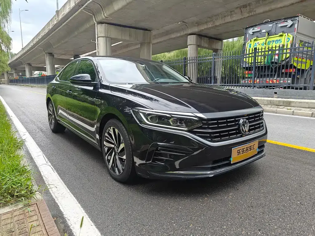 Volkswagen Passat — фото 2