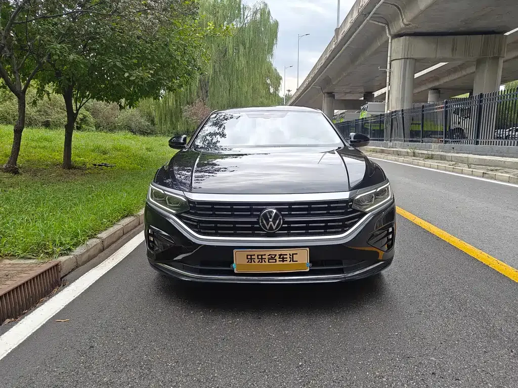 Volkswagen Passat — фото 3