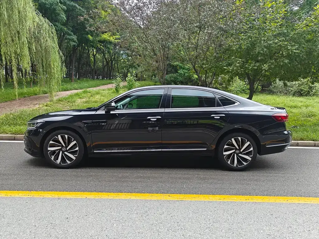 Volkswagen Passat — фото 4